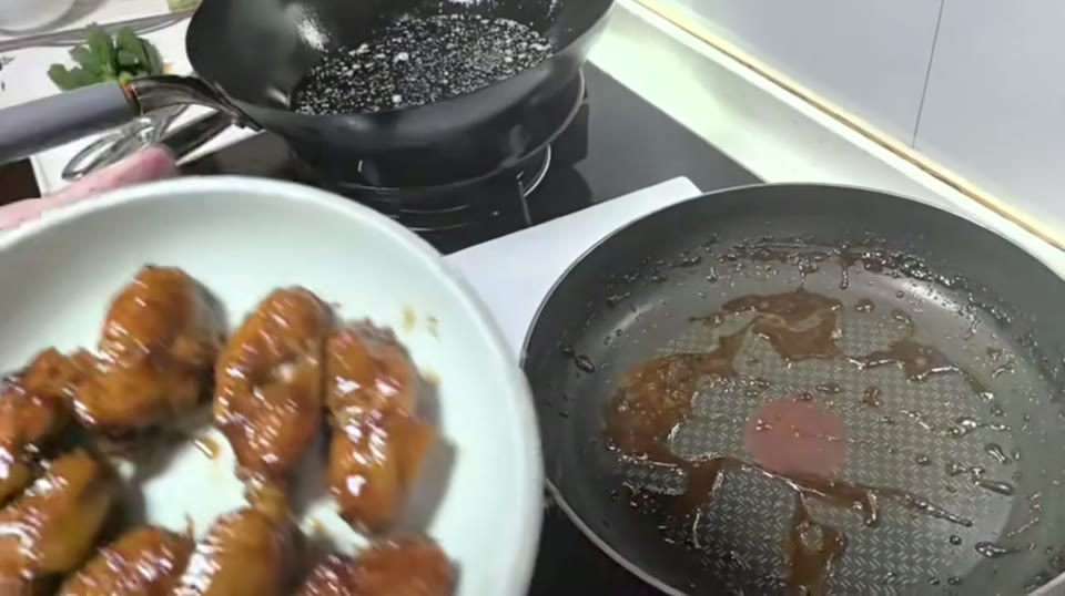 Home-style Braised Chicken Wings in Spencer's kitchen